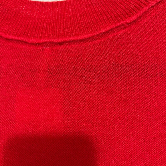 NWT FREE PEOPLE 100% Cashmere Red Pullover Sweater. Size Small fits up to Large. - Picture 6 of 8